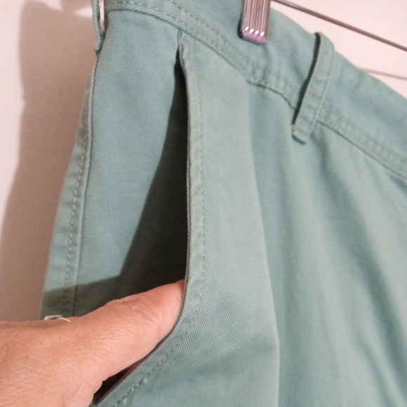 Izod flat front 100% cotton shorts men's size 40 NWT - Picture 9 of 11